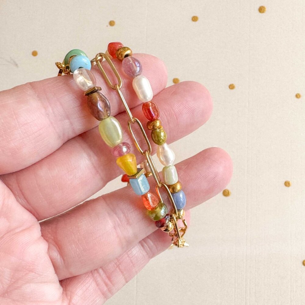 Y2K Personalized Glass Beads & Gold Paperclip Chain Bracelet - Picture 9 of 9